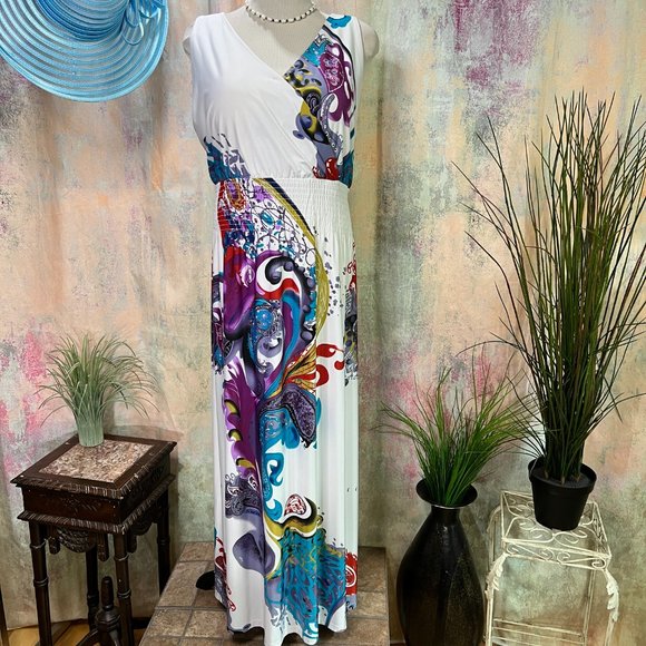 📌The Pyramid Collection Awesome Print Plus Size Maxi Dress w/ Elastic Waistline - Picture 9 of 14